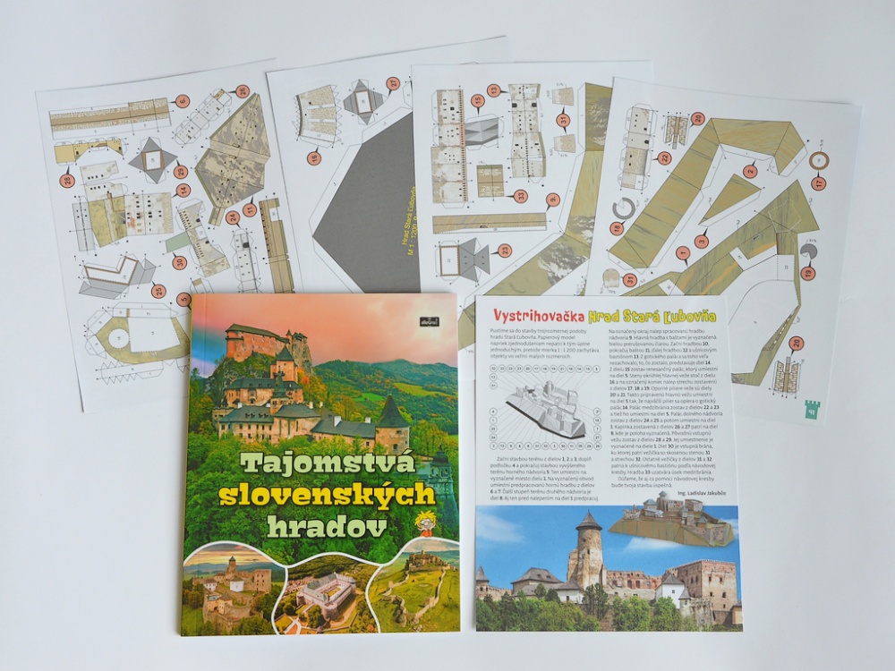 427151