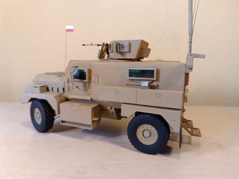 MRAP Cougar 4x4 MRAP Cougar 4x4