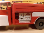 Tatra 148 CAS 32