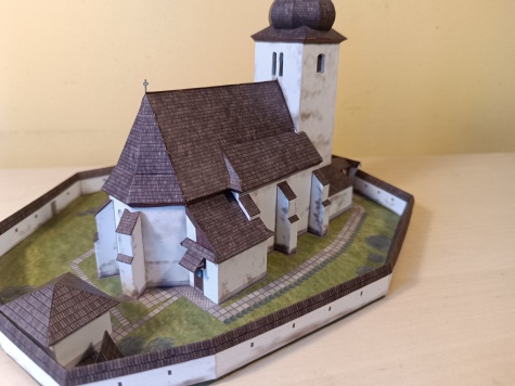 Kostol sv.Michala, Turie