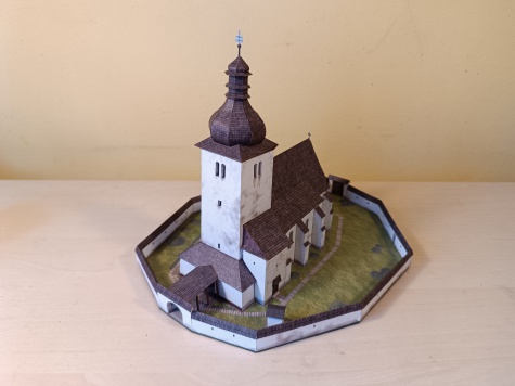 Kostol sv.Michala, Turie