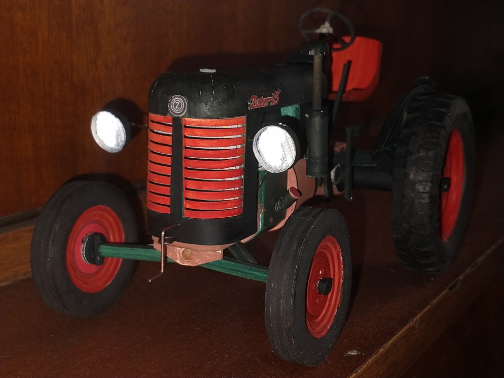 Zetor 15 (Plná velikost v novém okně) Zetor 15