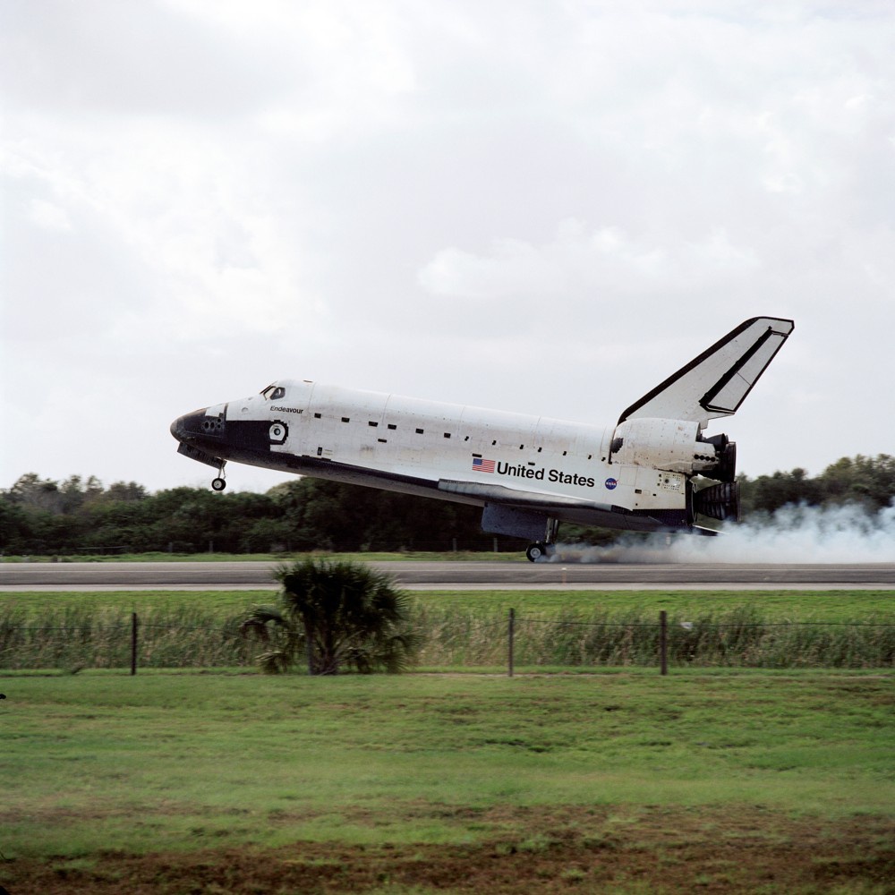 Endeavour (Plná velikost v novém okně) Endeavour