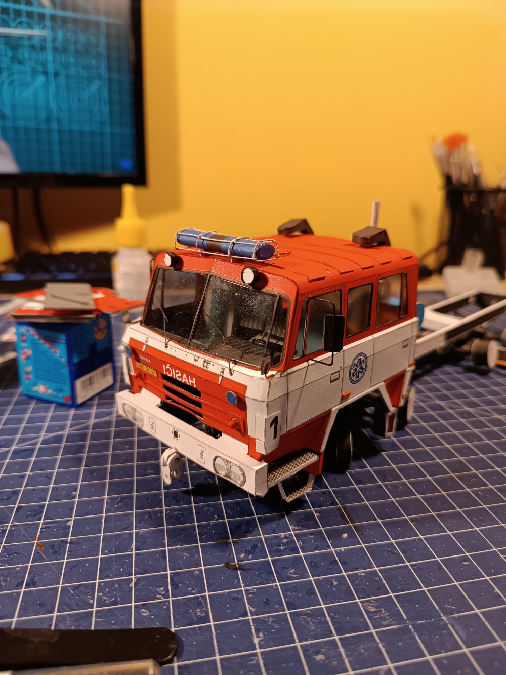 429084
