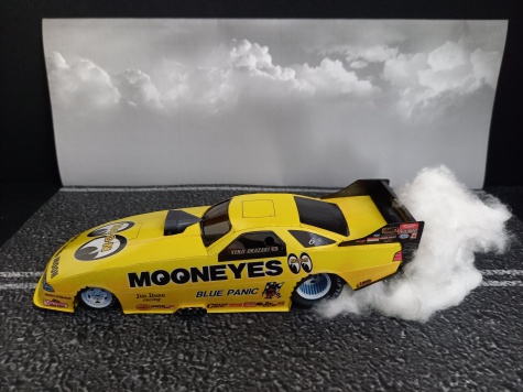 Dodge MOONEYES funny car 1993