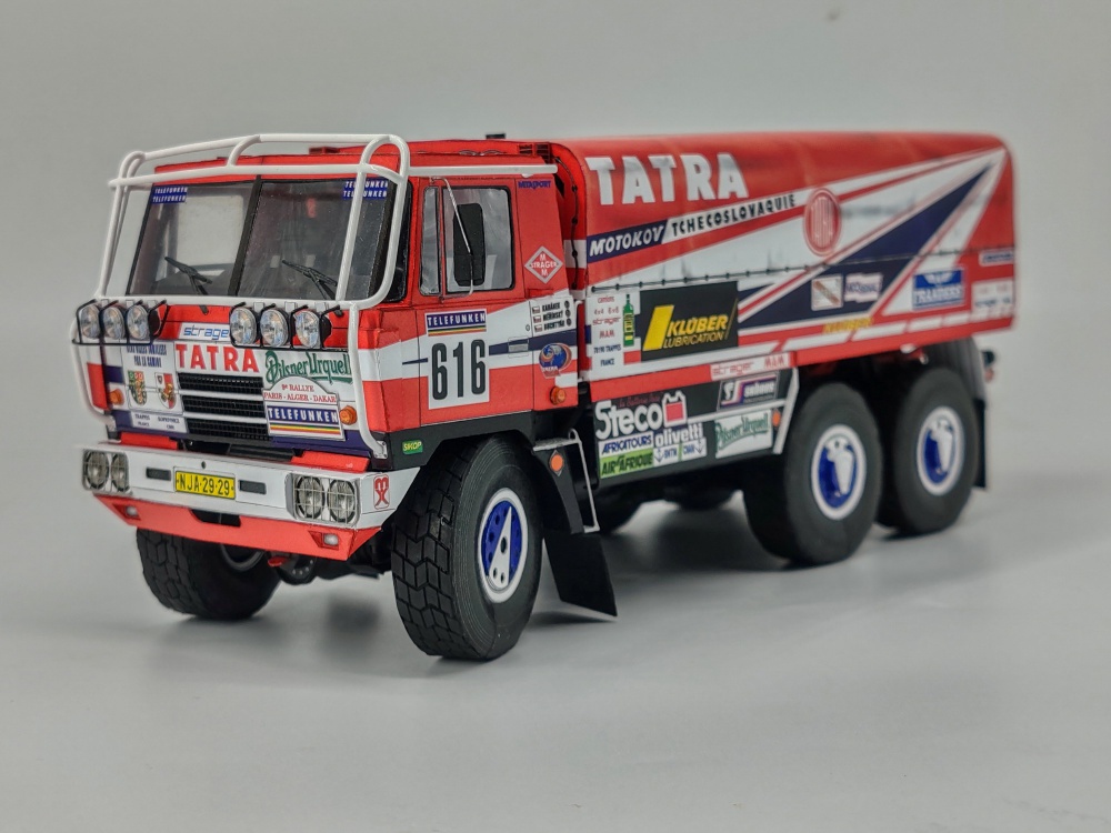 Tatra 815 6x6 - Dakar 1987 (Plná velikost v novém okně) Tatra 815 6x6 - Dakar 1987