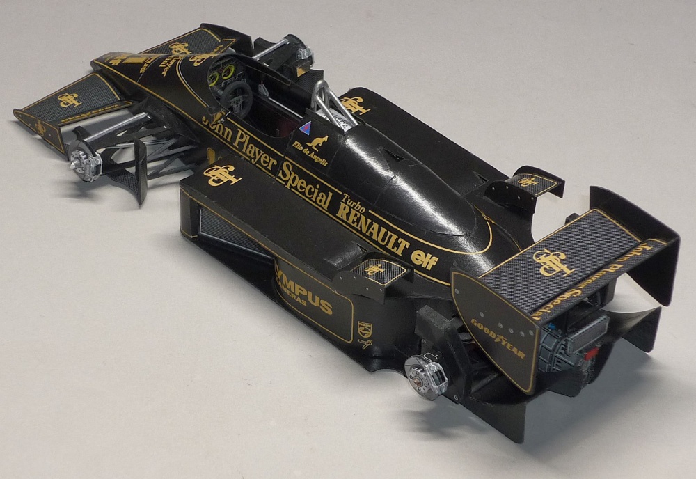 Lotus 97T - Elio De Angelis - GP Portugalska 1985 (Plná velikost v novém okně) Lotus 97T - Elio De Angelis - GP Portugalska 1985