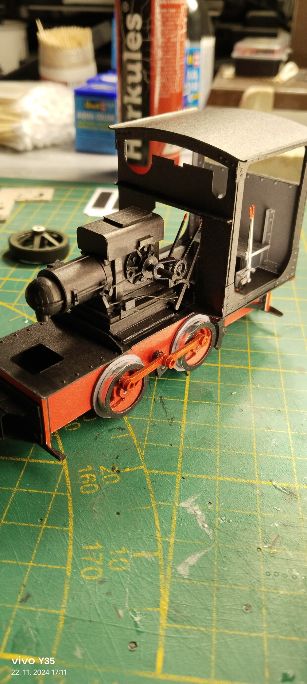 430556