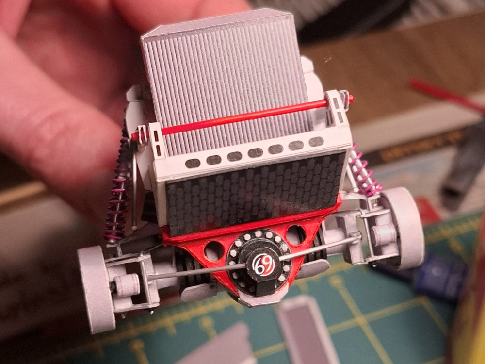 431748
