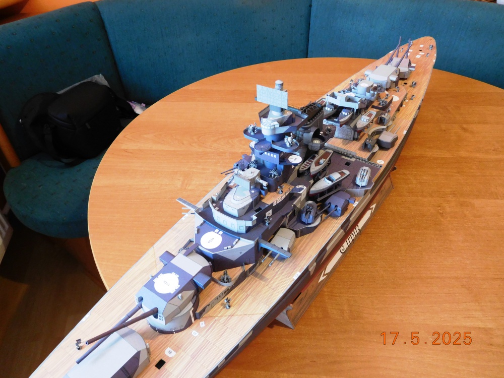 Tirpitz (Plná velikost v novém okně) Tirpitz