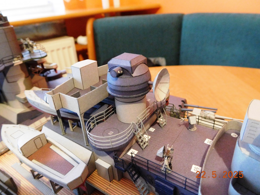 Tirpitz (Plná velikost v novém okně) Tirpitz