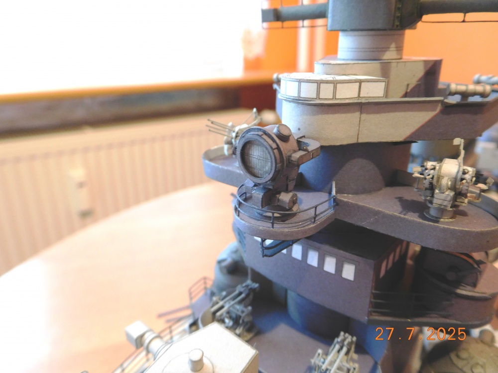Tirpitz (Plná velikost v novém okně) Tirpitz