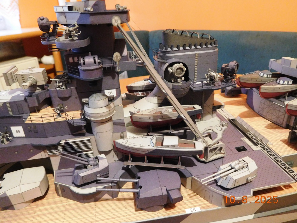 Tirpitz (Plná velikost v novém okně) Tirpitz