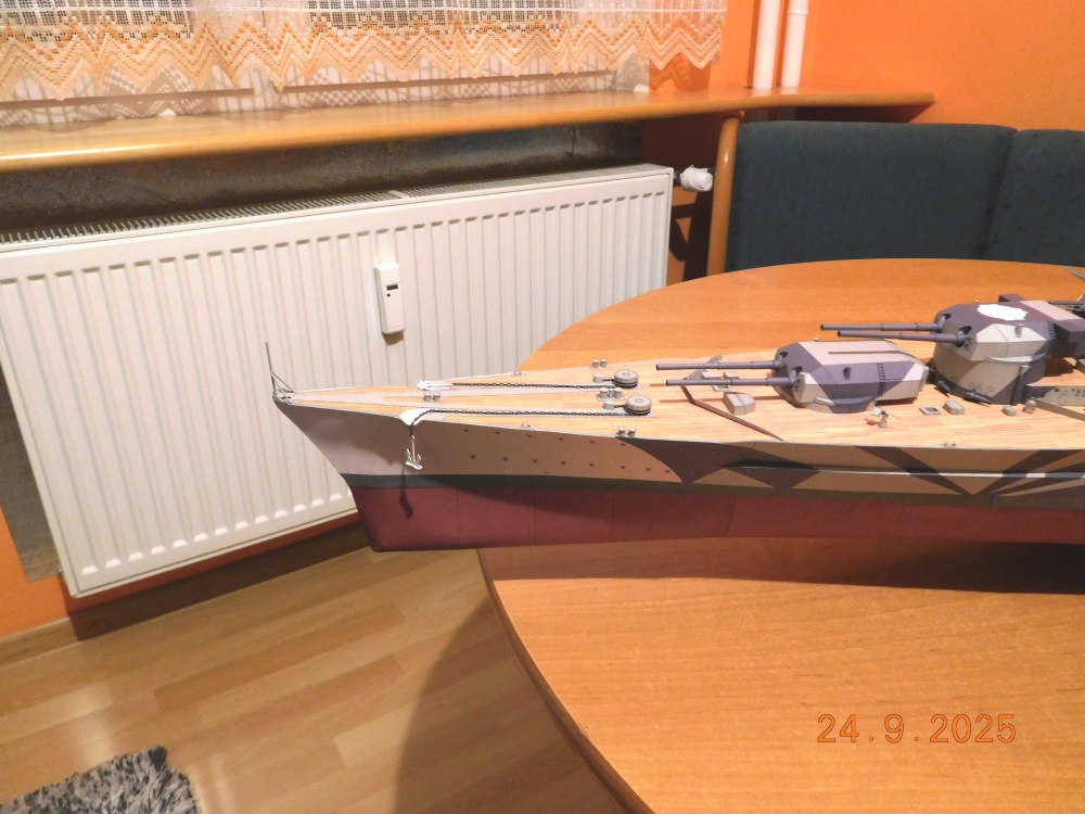 Tirpitz (Plná velikost v novém okně) Tirpitz