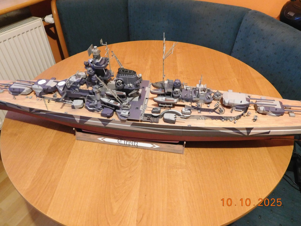 Tirpitz (Plná velikost v novém okně) Tirpitz