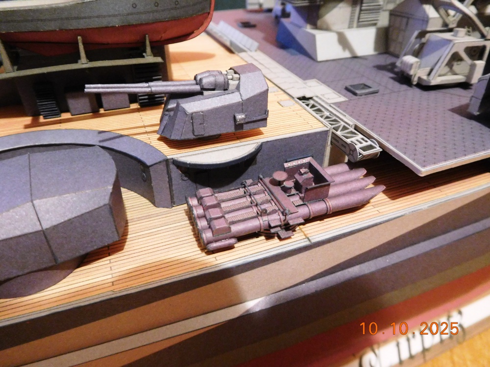 Tirpitz (Plná velikost v novém okně) Tirpitz
