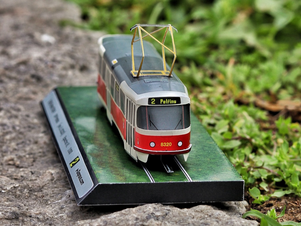 431260
