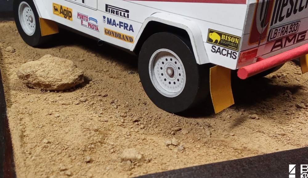 Mercedes-Benz 600 GE - Dakar 1989 (Plná velikost v novém okně) Mercedes-Benz 600 GE - Dakar 1989