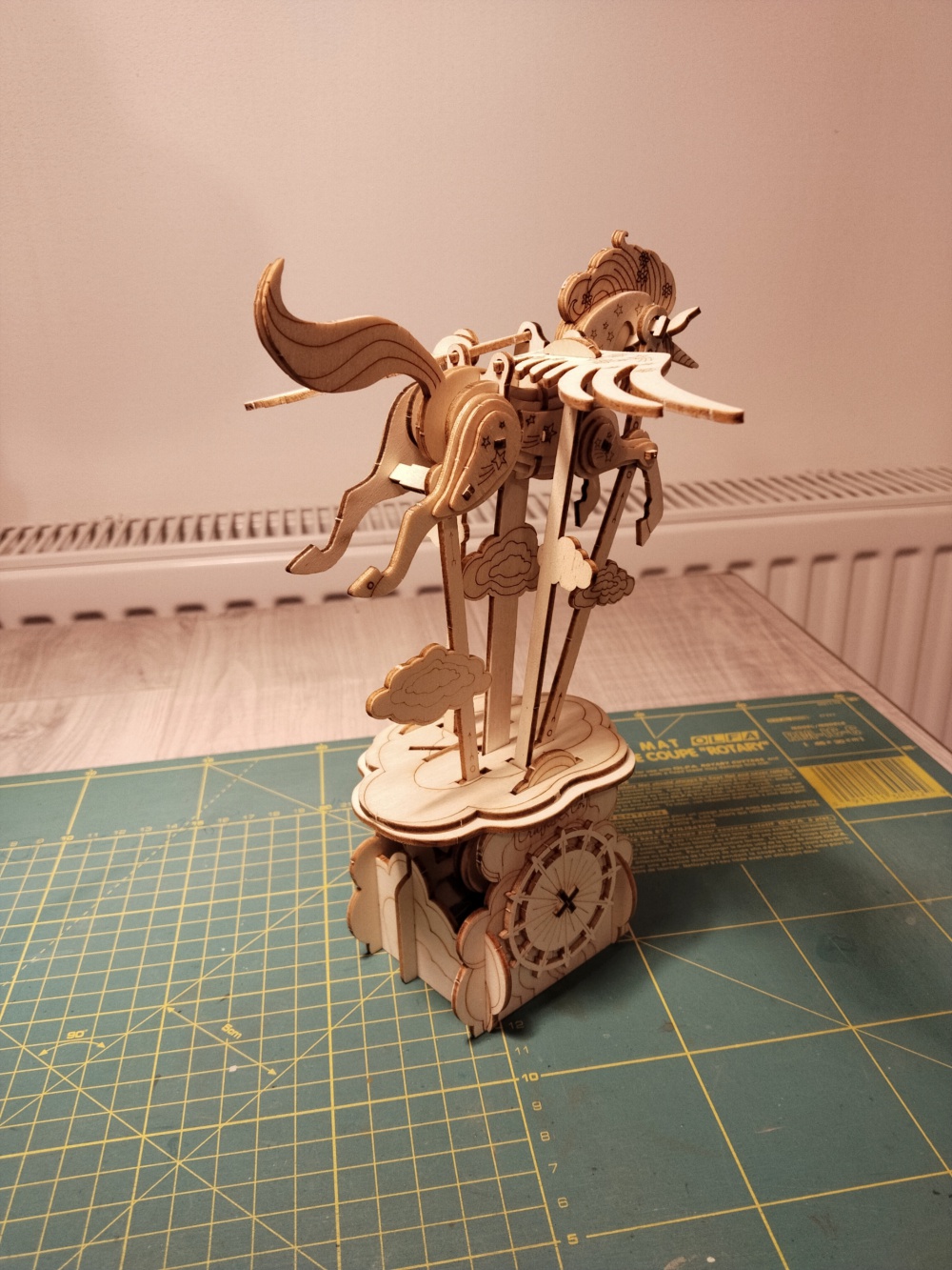 Mechanický jednoroec 3D puzzle (Plná velikost v novém okně) Mechanický jednoroec 3D puzzle