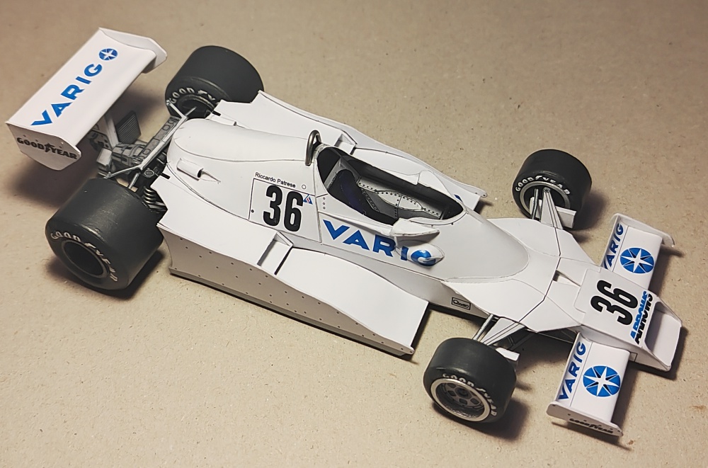 432015