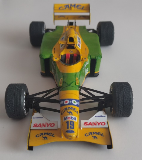 BENETTON B192 - Michael Schumacher - GP Belgium 1992 BENETTON B192 - Michael Schumacher - GP Belgium 1992
