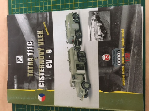 Tatra 111C+Cisternový vlek CV-9 Tatra 111C+Cisternový vlek CV-9