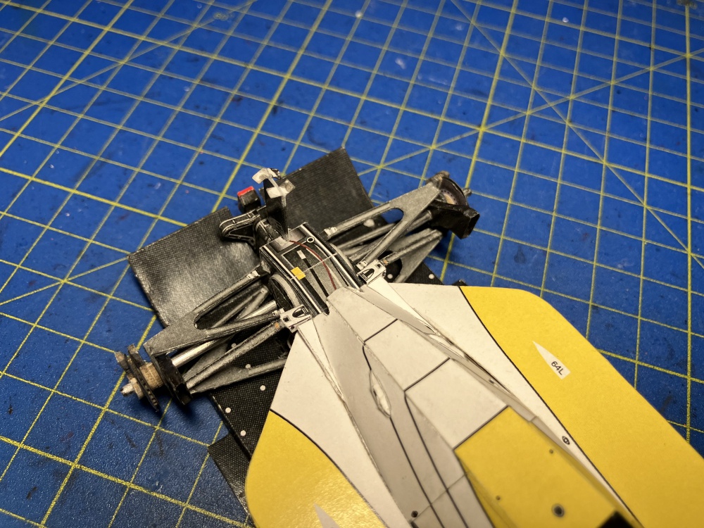 433184
