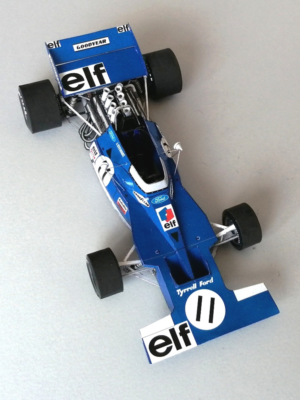 Tyrrell-Ford 003, J. Stewart ... GP Monaco 1971 (Plná velikost v novém okně) Tyrrell-Ford 003, J. Stewart ... GP Monaco 1971
