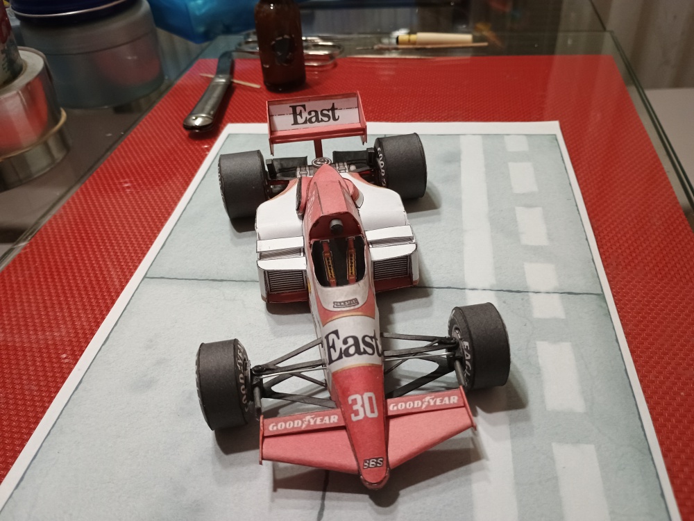 Zakspeed 841EAST (Plná velikost v novém okně) Zakspeed 841EAST