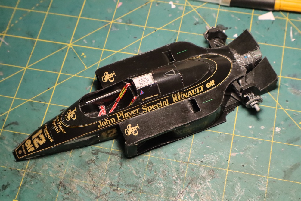 Lotus 97T (Plná velikost v novém okně) Lotus 97T