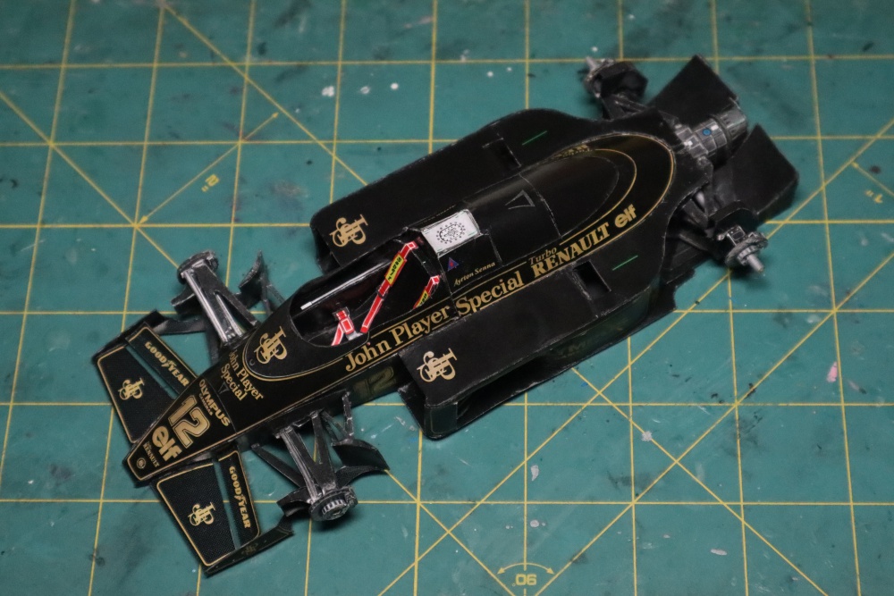 Lotus 97T (Plná velikost v novém okně) Lotus 97T