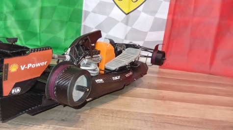 Ferrari SF 23 - struktur�ln�