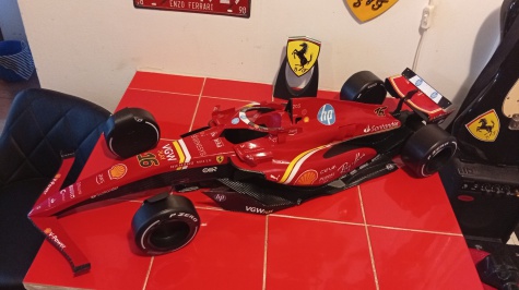 Ferrari SF 24 Ferrari SF 24