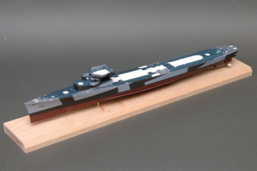 USS Heermann (Plná velikost v novém okně) USS Heermann