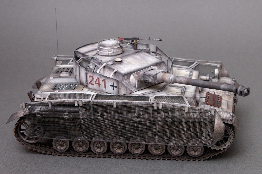 PzKpfw IV Ausf. J (Plná velikost v novém okně) PzKpfw IV Ausf. J