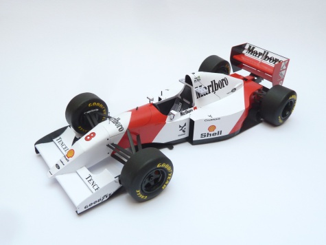McLaren MP4/8 (1993; Senna)