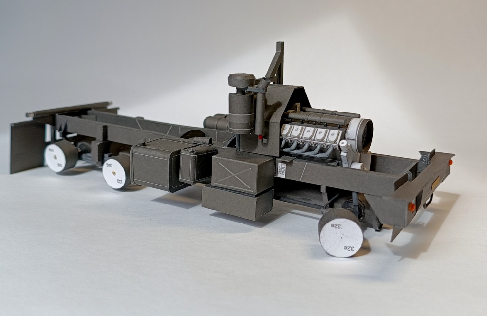 434700