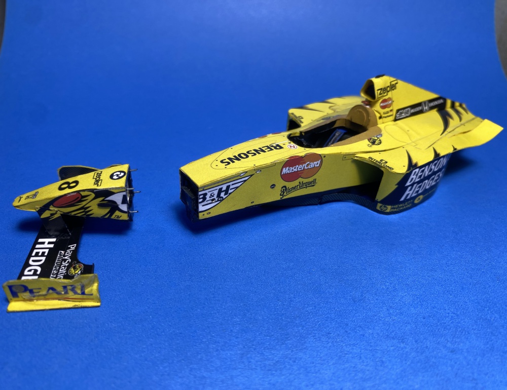 Jordan 199 GP Italy (Plná velikost v novém okně) Jordan 199 GP Italy