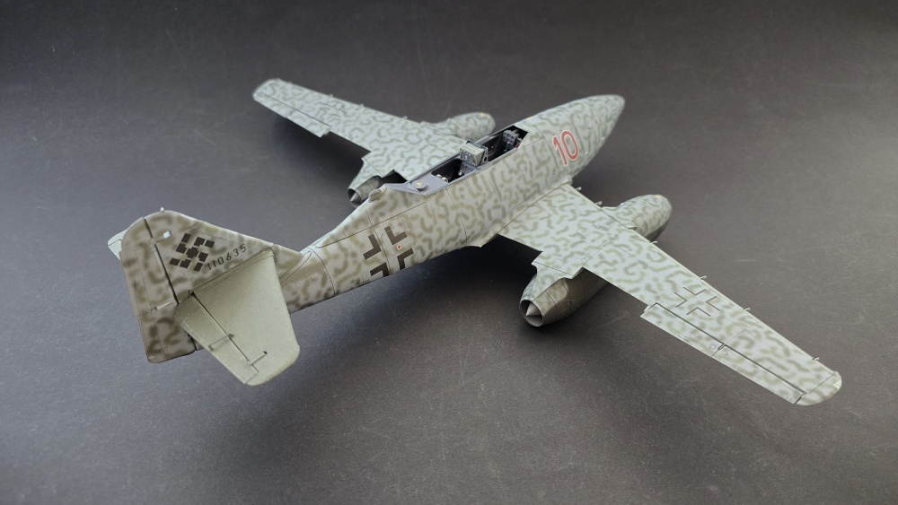 Messersmitt Me262B-1a/U-1 (Plná velikost v novém okně) Messersmitt Me262B-1a/U-1