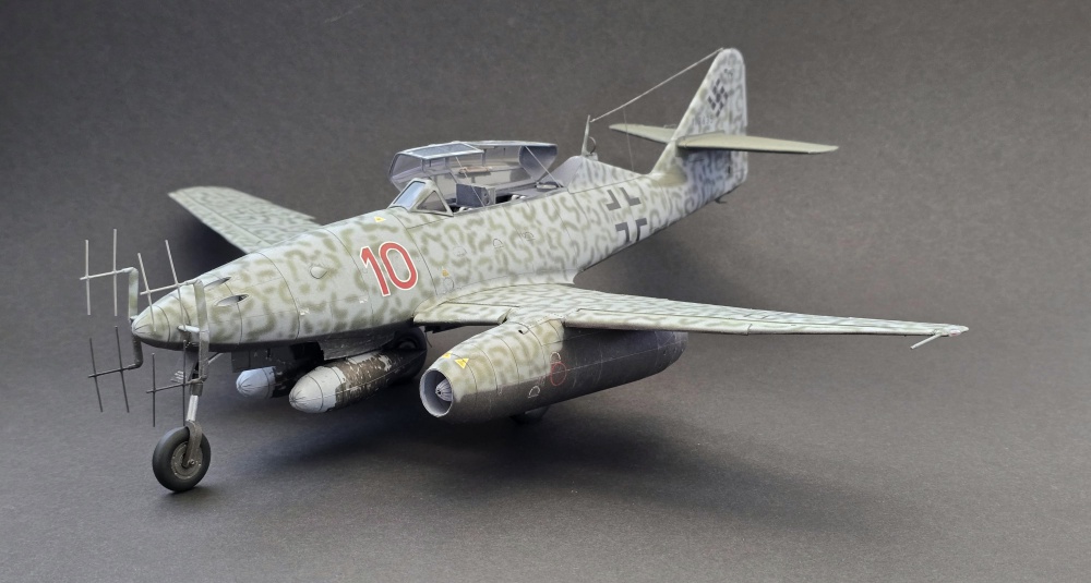 Messersmitt Me262B-1a/U-1 (Plná velikost v novém okně) Messersmitt Me262B-1a/U-1
