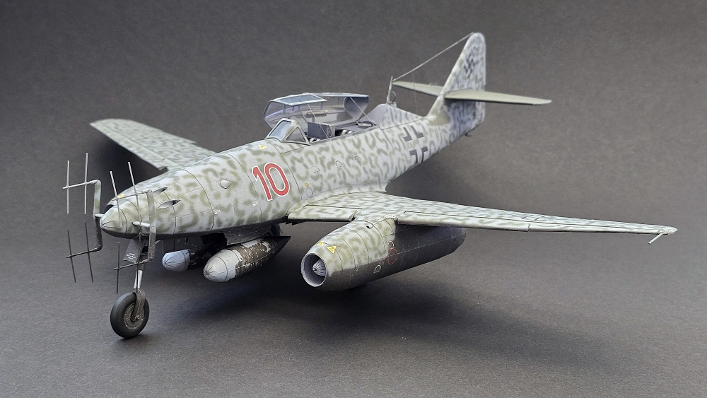 Messersmitt Me262B-1a/U-1 (Plná velikost v novém okně) Messersmitt Me262B-1a/U-1