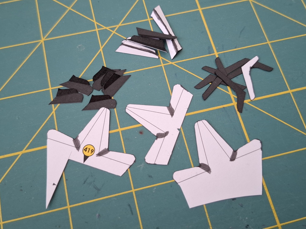 438837