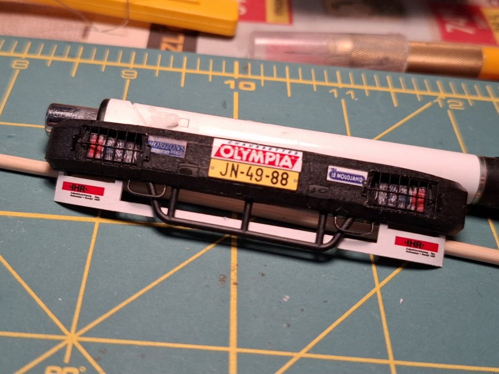 441284