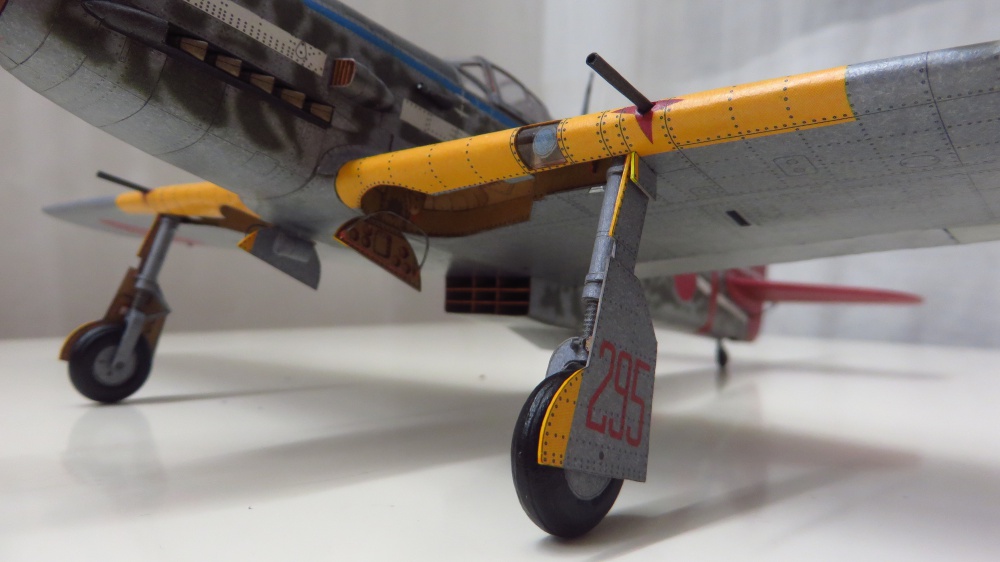 Kawasaki Ki-61 Hien (Plná velikost v novém okně) Kawasaki Ki-61 Hien