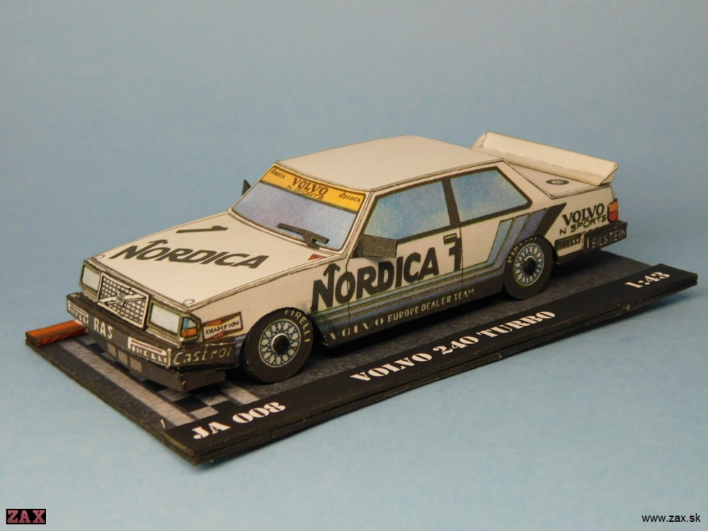Volvo 240 Turbo (Plná velikost v novém okně) Volvo 240 Turbo
