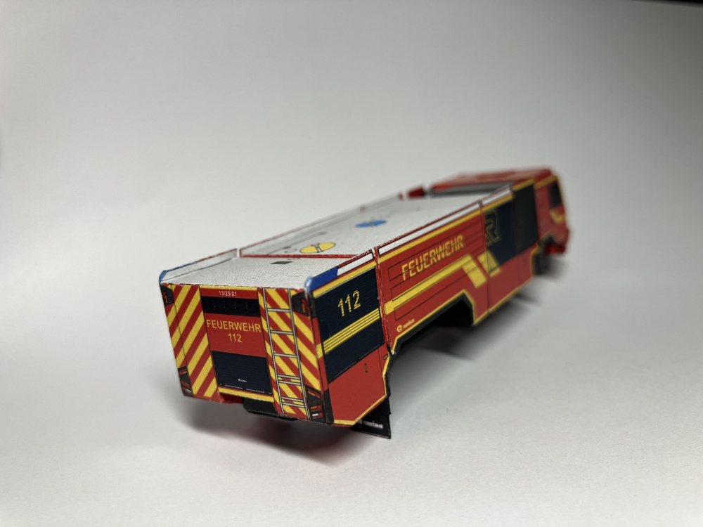 438055