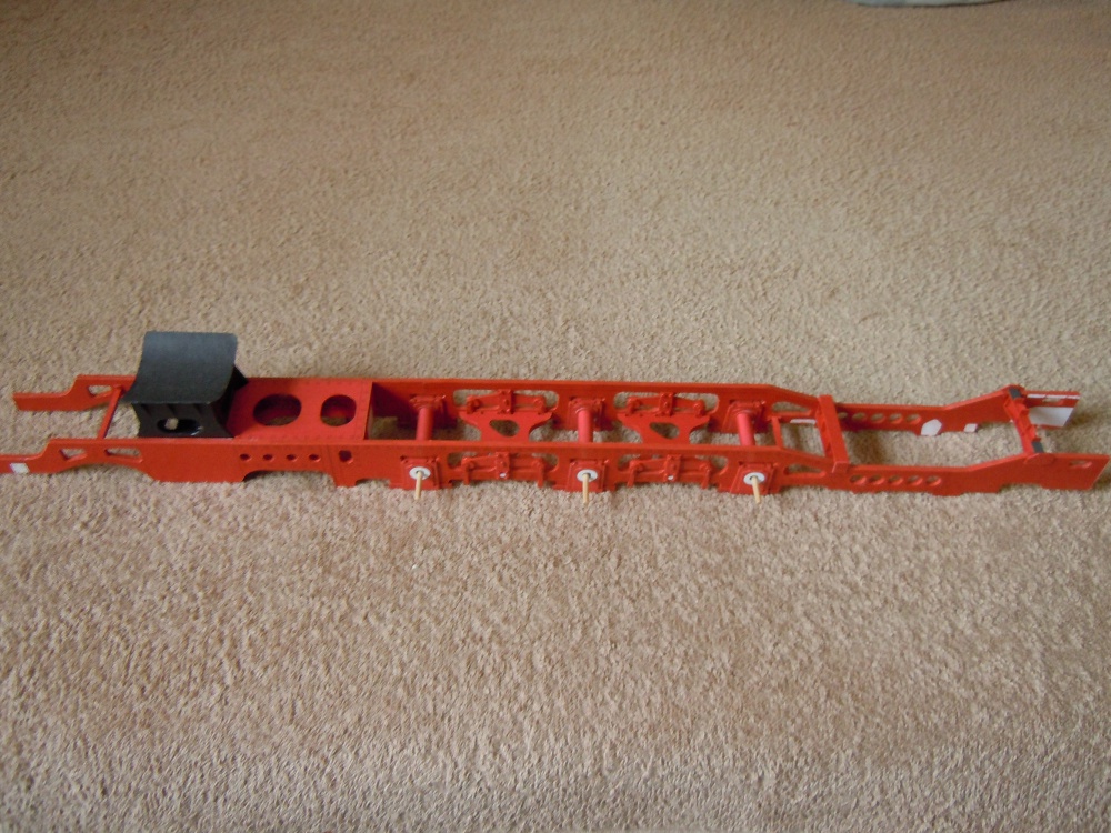 438447