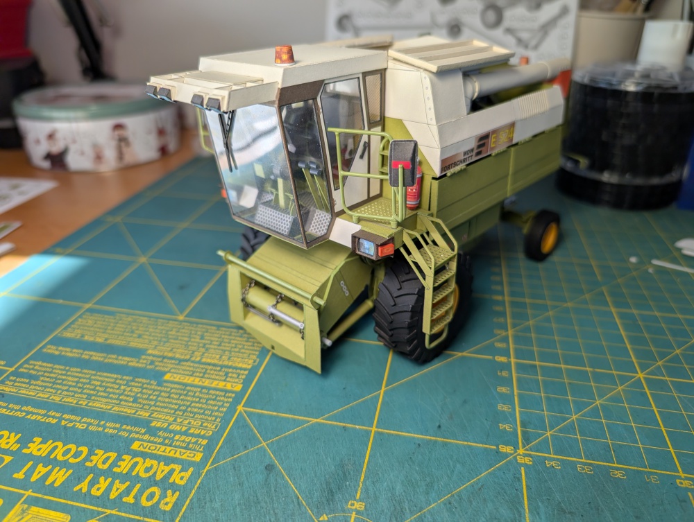 444159