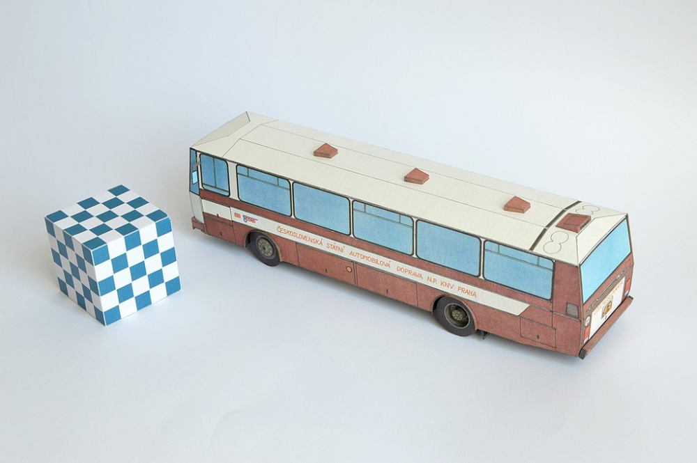 439093