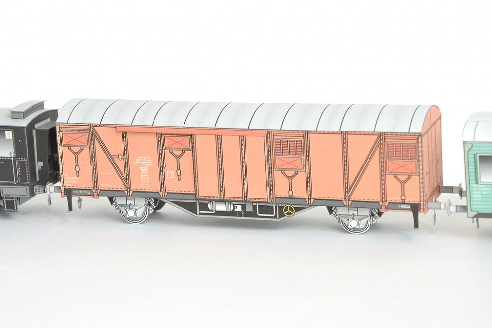 439115